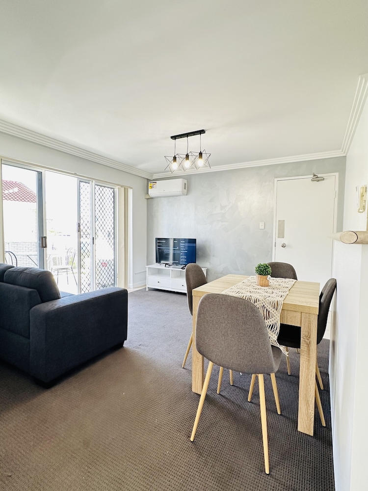Comfort Apartment photo 1