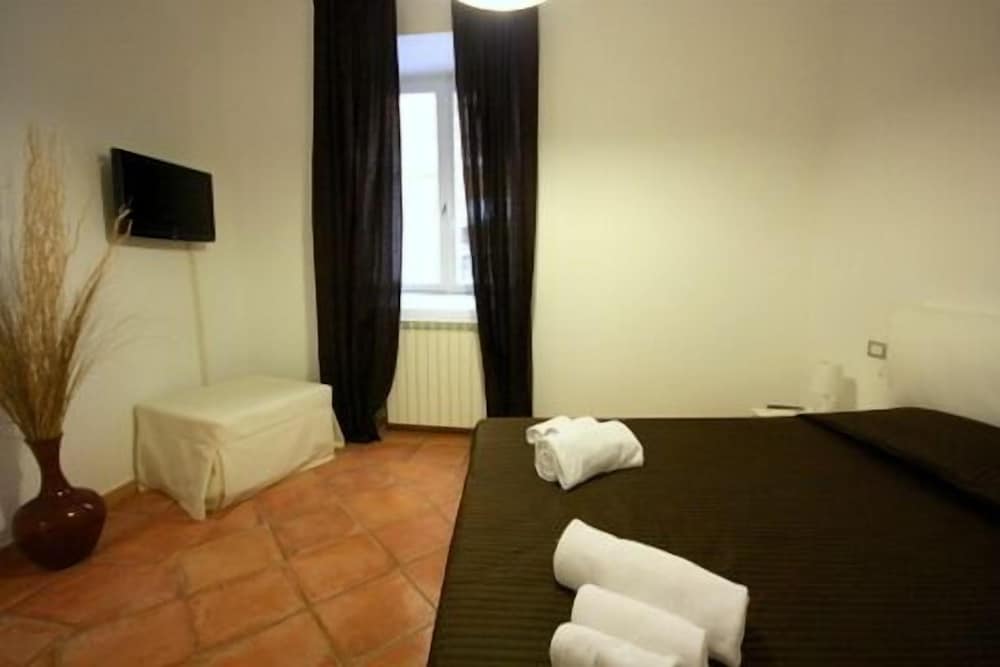 Studio, Ground Floor photo 1