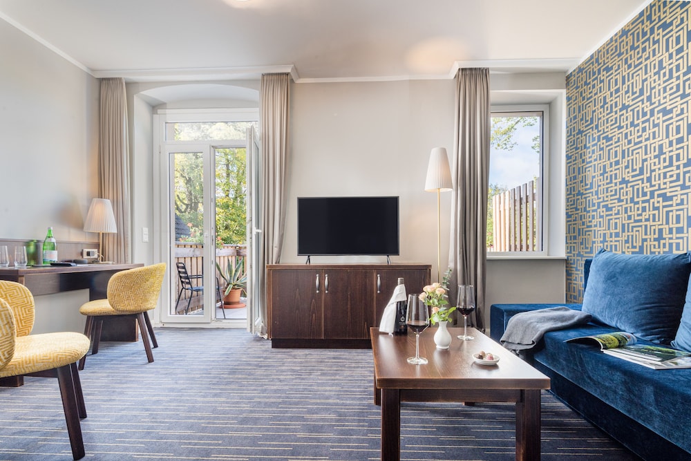 Deluxe Suite photo 3