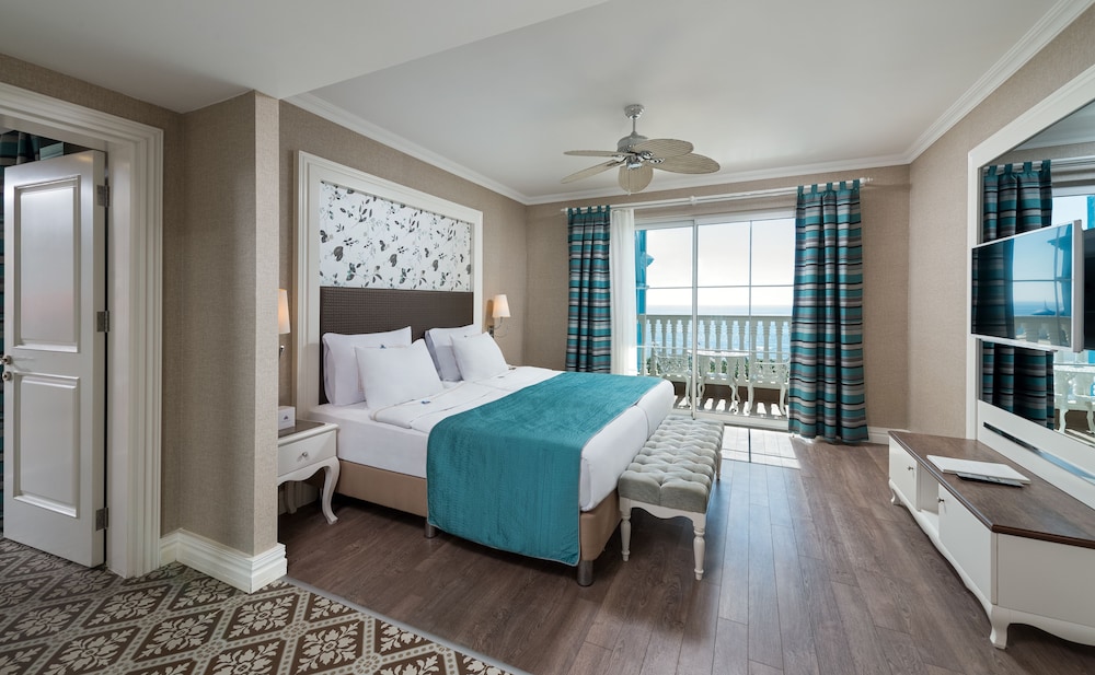 King Suite, Sea View