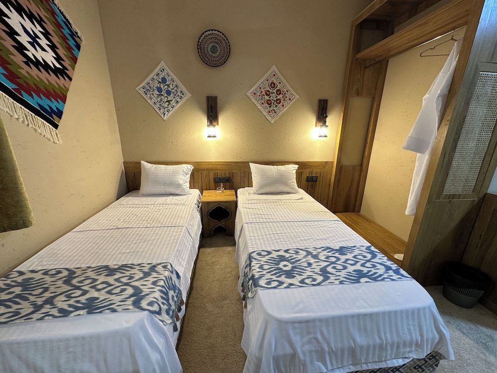 Standard Twin Room photo 3