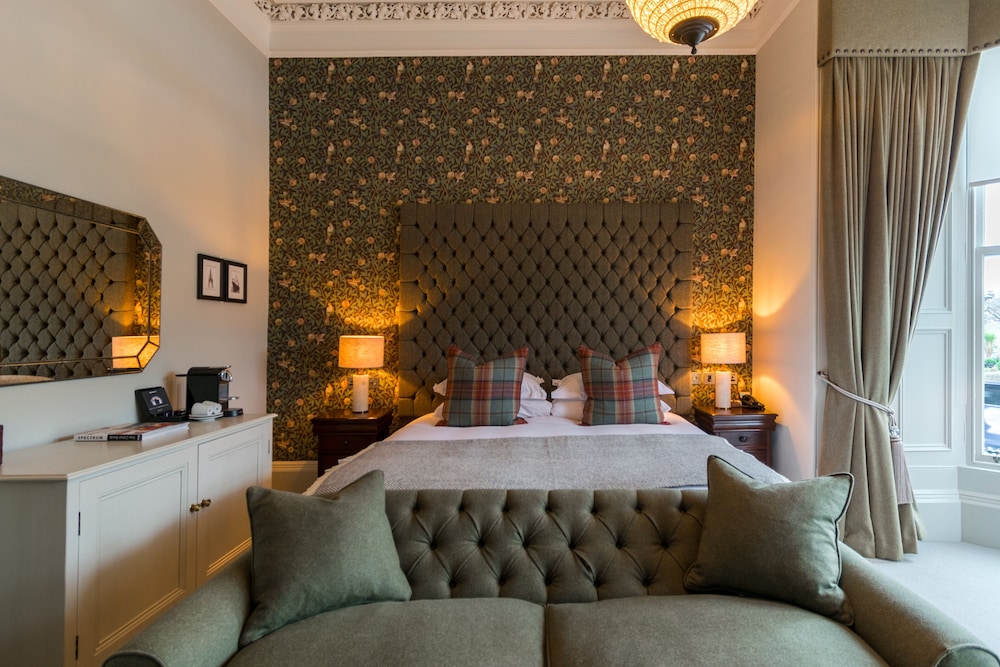 The House Executive Room (located at 5 Hampton Terrace) thumbnail 6