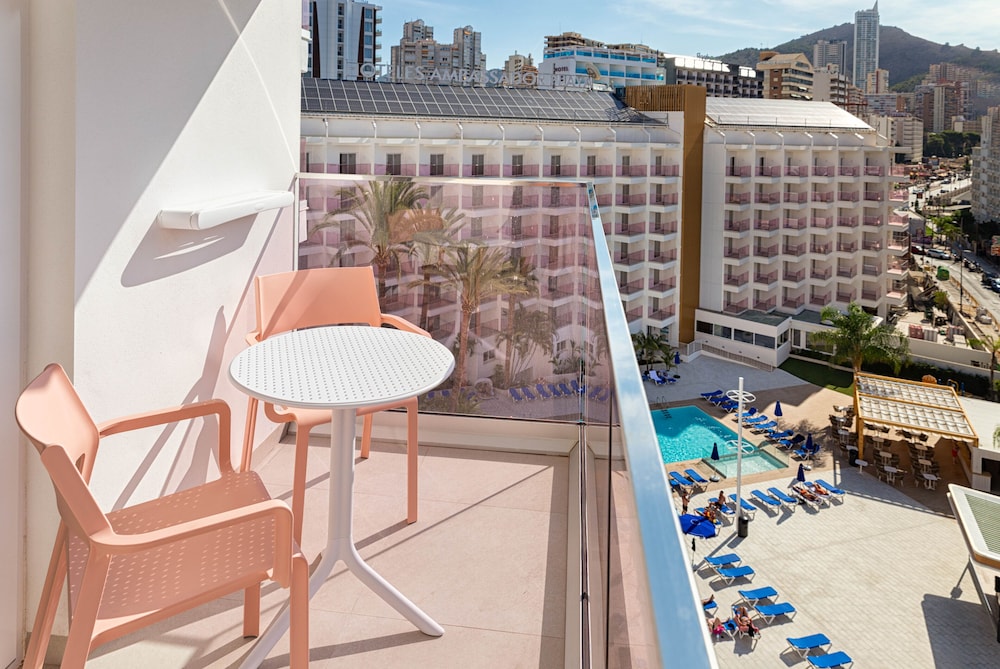 Standard Twin Room, Pool View