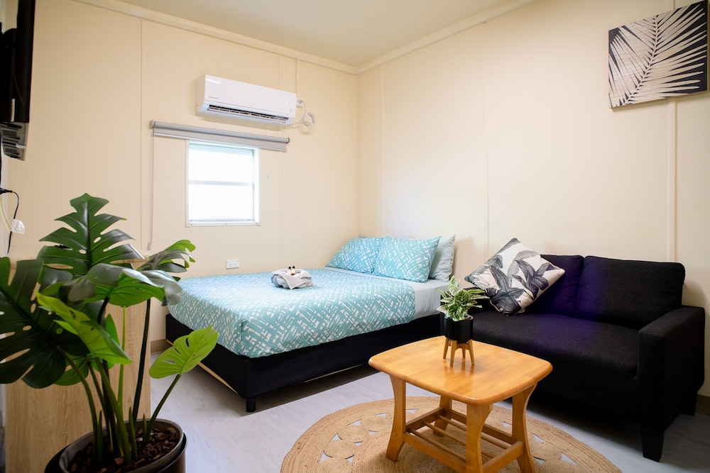 Basic Double Room, 1 Queen Bed photo 3