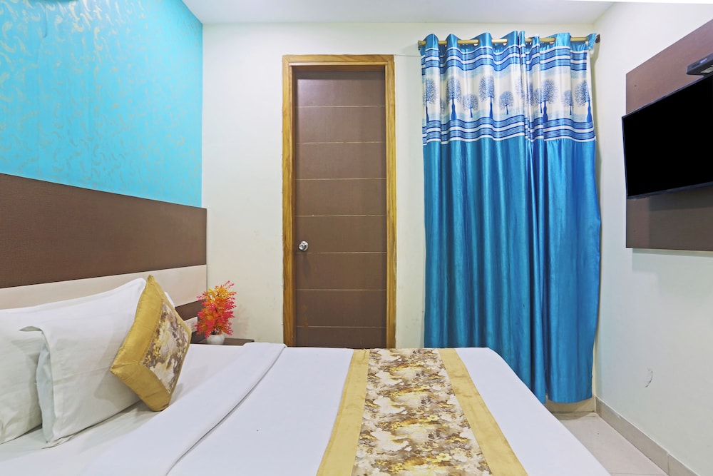 Basic Single Room, 1 Twin Bed, Fireplace