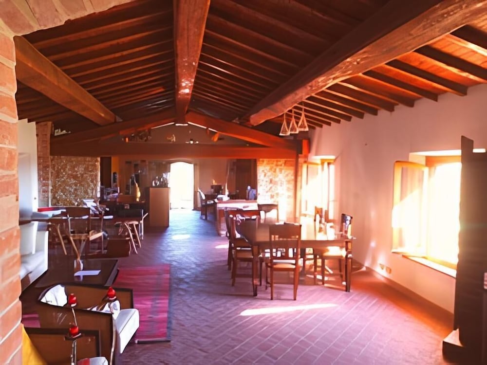 Deluxe Suite, Hill View, Garden Area photo 2