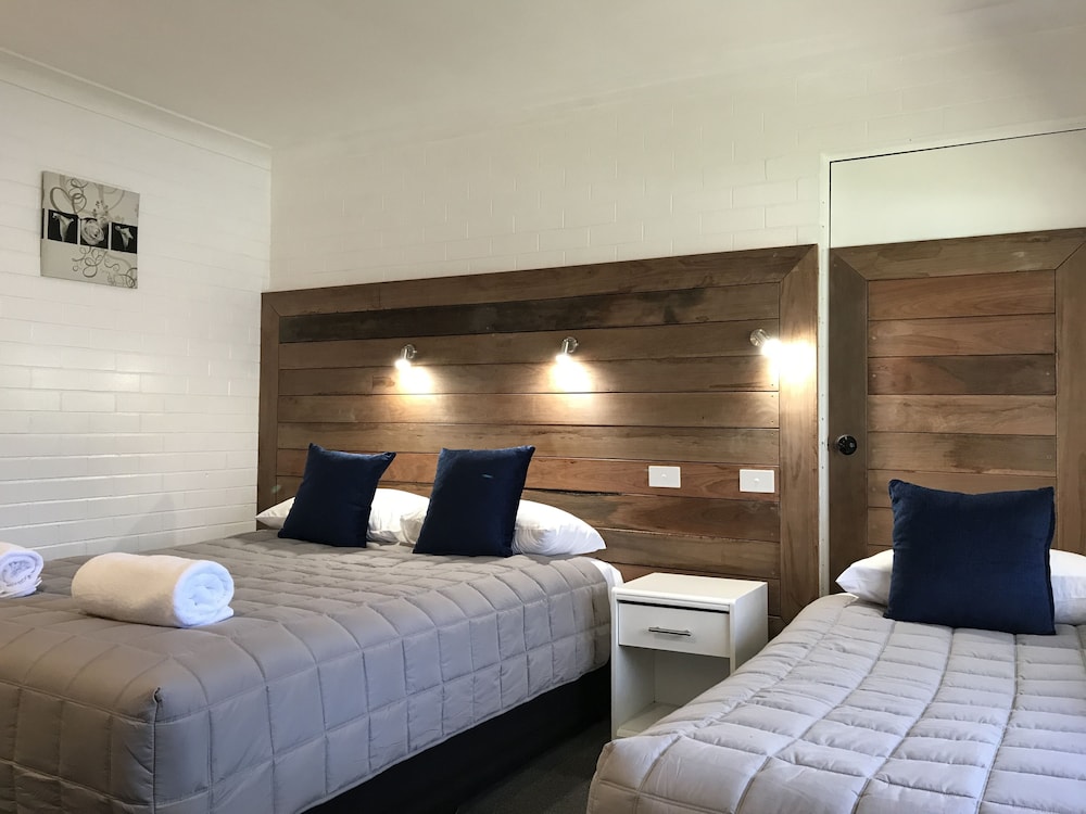 Standard Room photo 2