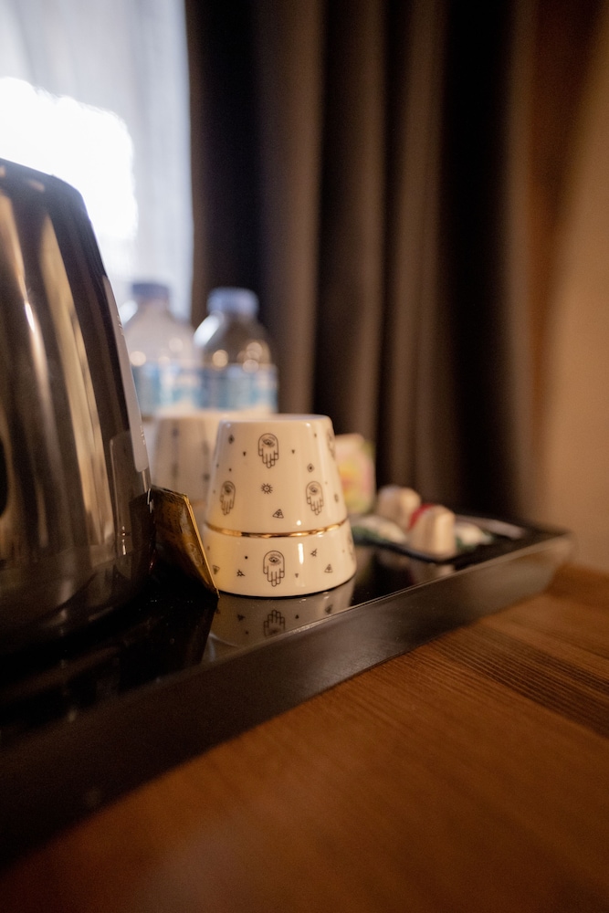 King Suit With Bathtub - Photo 4
