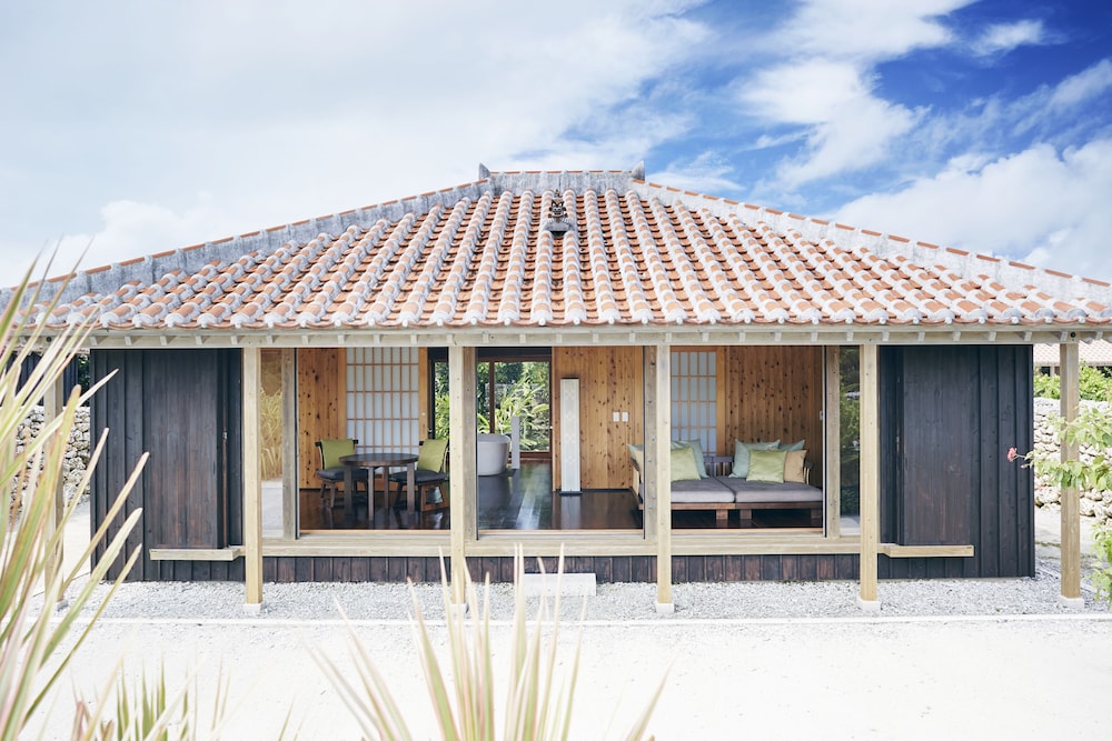 Zuki (Triple Villa) photo 3