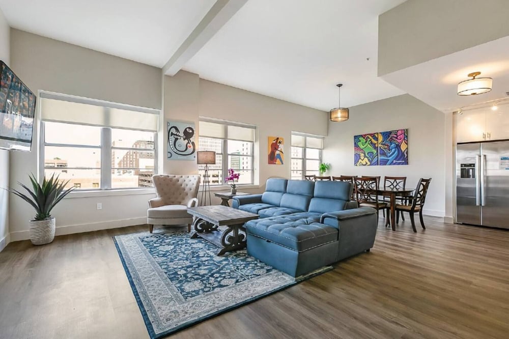 Signature Condo, 4 Bedrooms