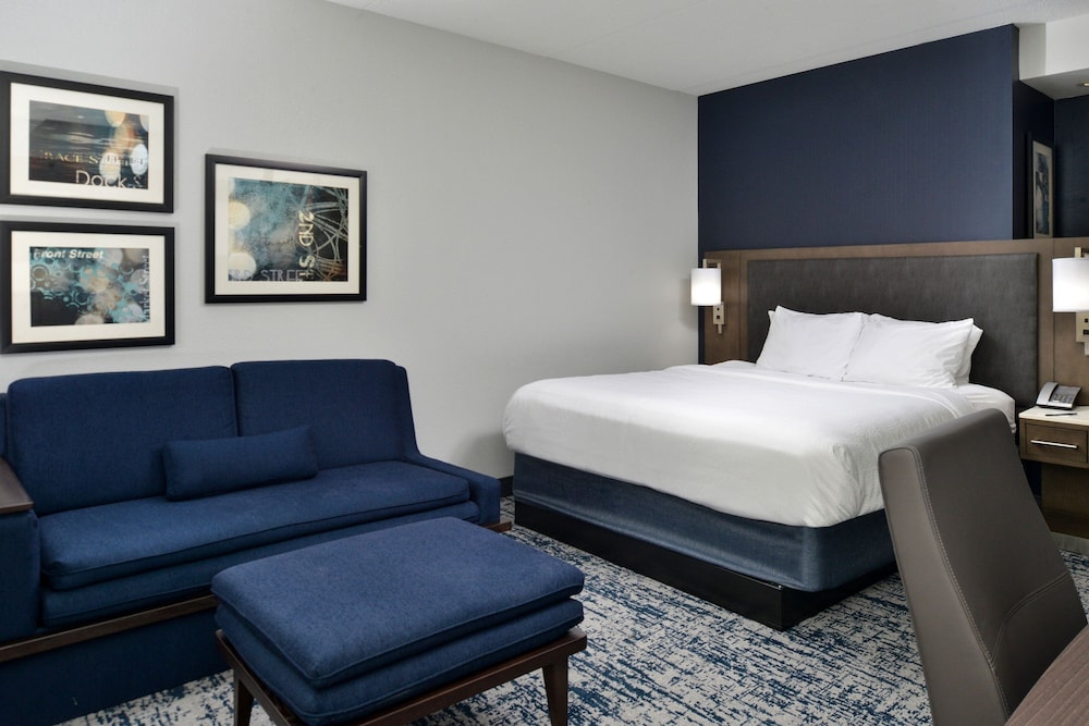 Room, 1 King Bed with Sofa bed photo 1