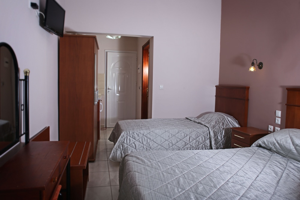 Comfort Triple Room photo 2