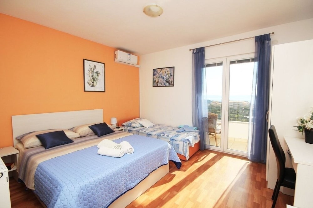 Apartment (Jovize - Free Parking - R2(2+1))