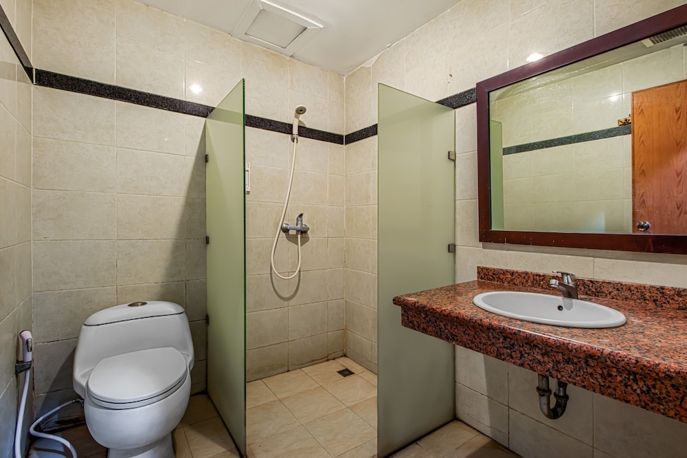 Suite - Photo 3