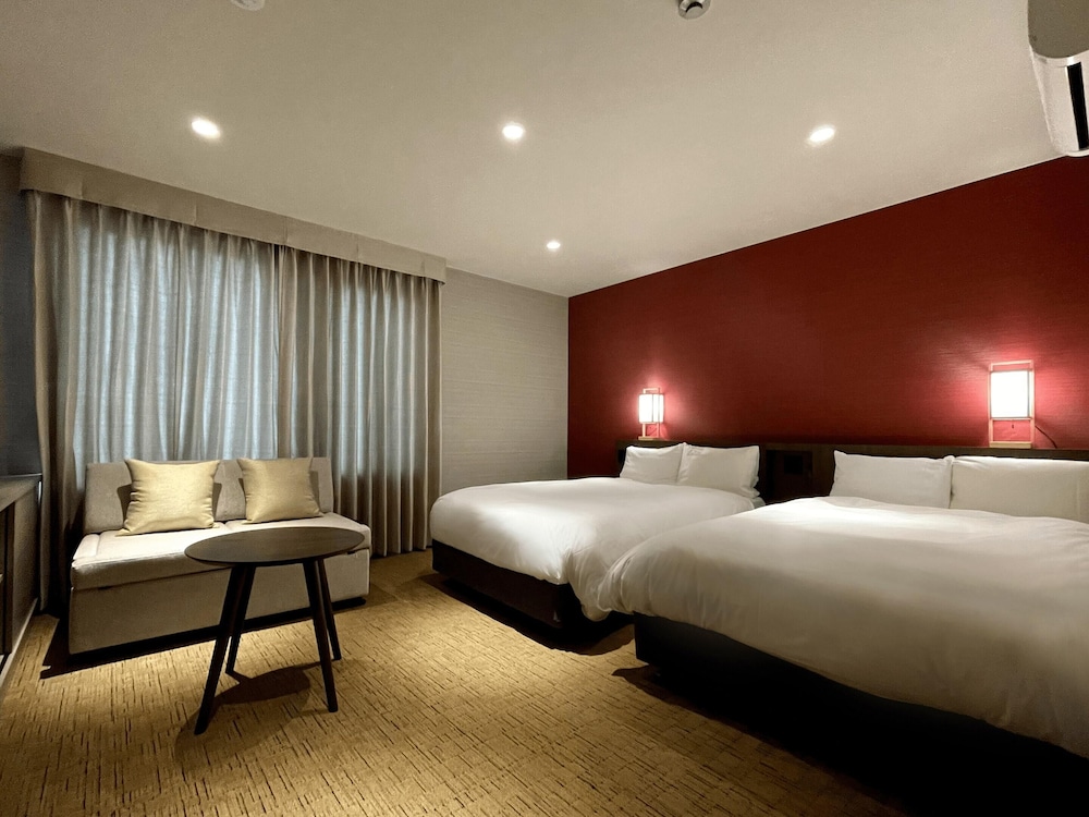 Twin Room for 3 people, Non Smoking photo 3