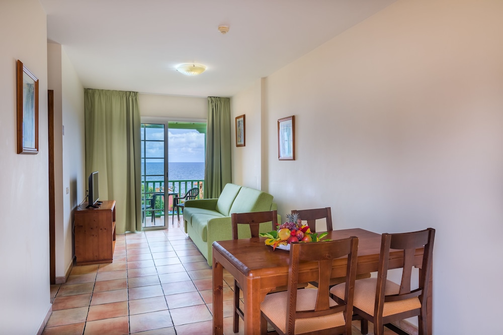 Standard Apartment, 2 Bedrooms photo 2