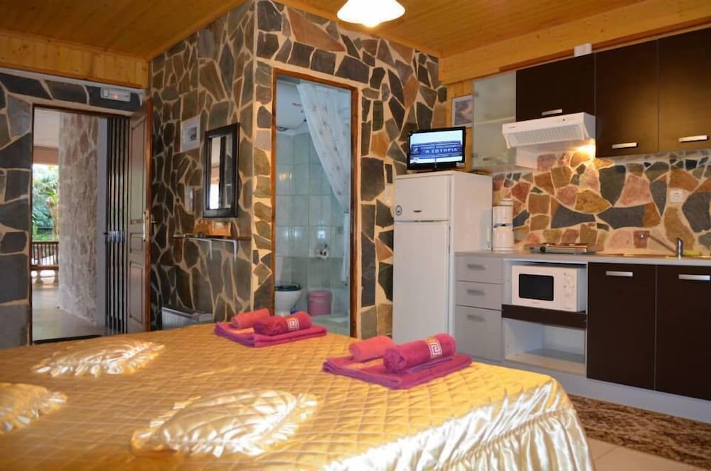 Basic Apartment, 1 Bedroom, Courtyard View