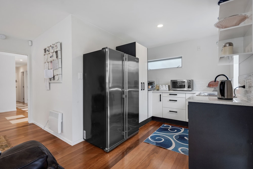 Deluxe Double Room, Kitchenette - Photo 2