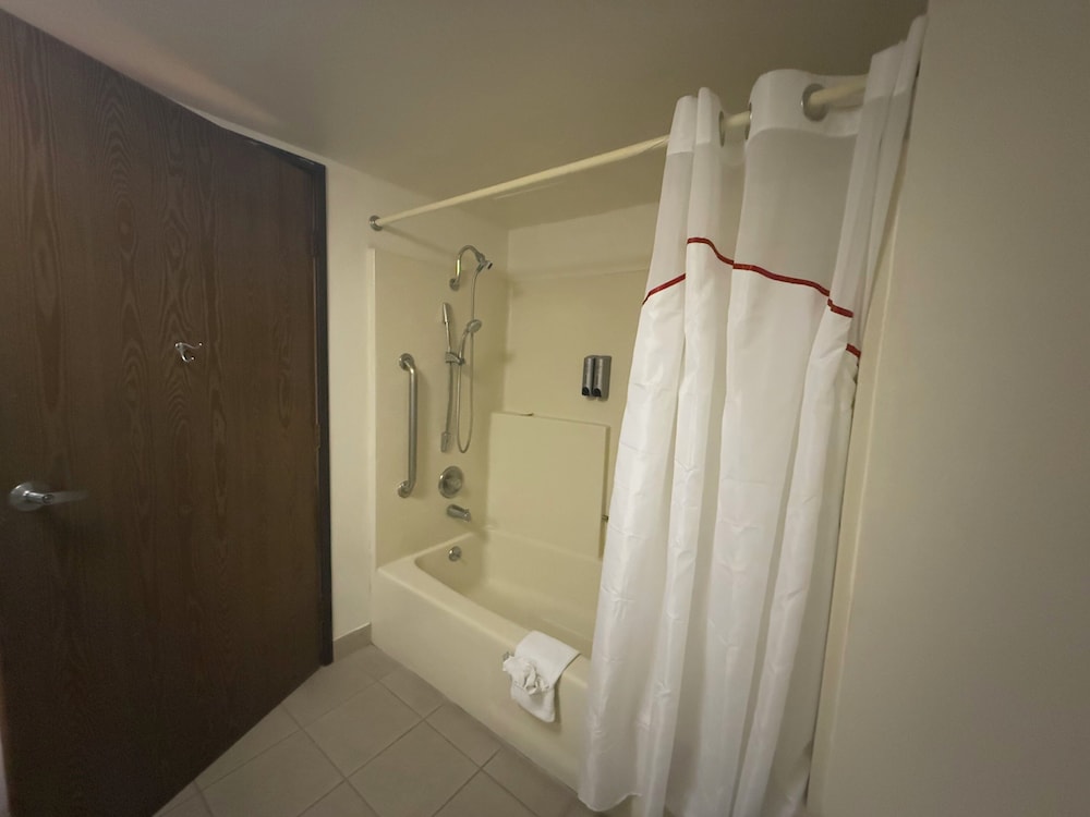 Red Roof Inn Ridgecrest, Photo 5
