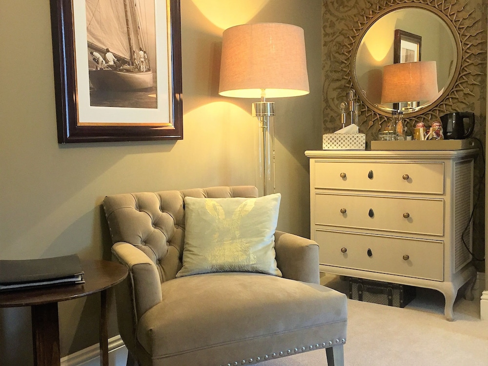 Superior Double Room, Ensuite (Hawthorne Dell) photo 2