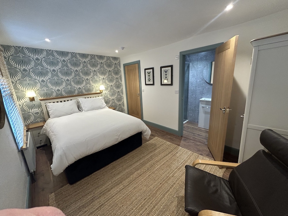 Superior Double Room, Ensuite (Room 10) photo 2