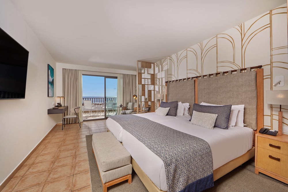 Suite, Terrace, Ocean View (Preferred Club)