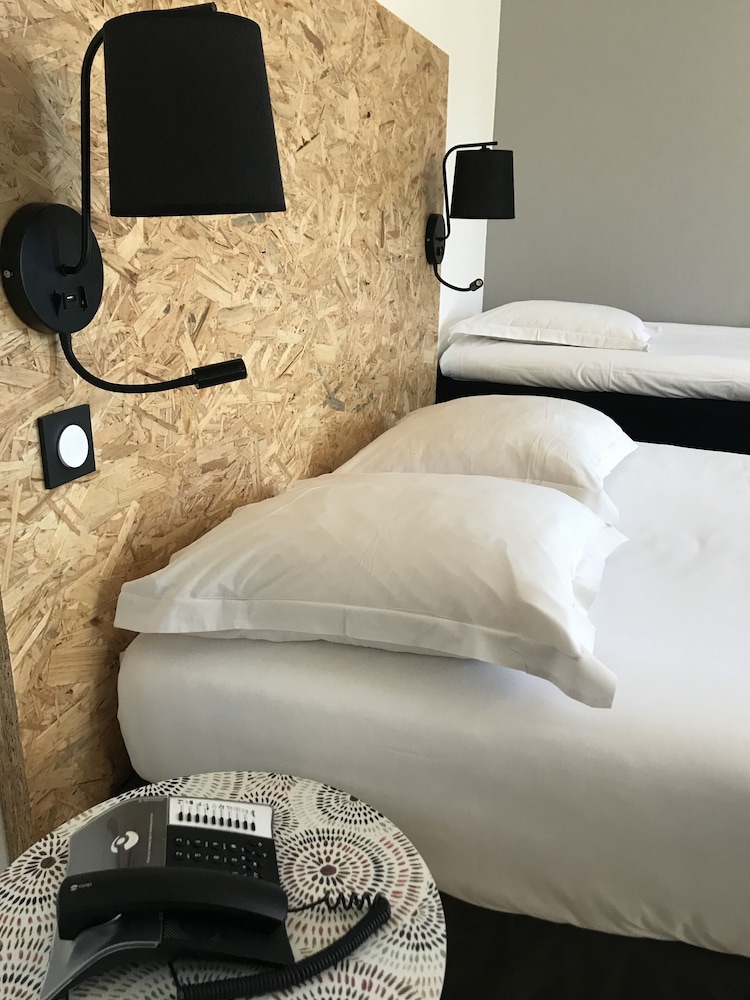 Superior Triple Room photo 2