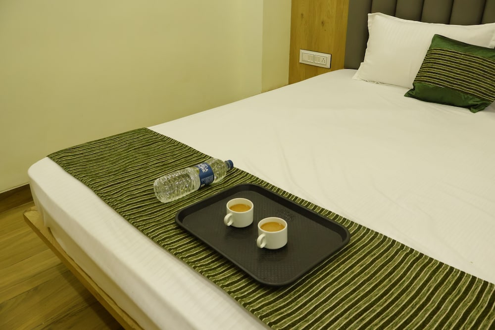 Executive Room - Photo 6
