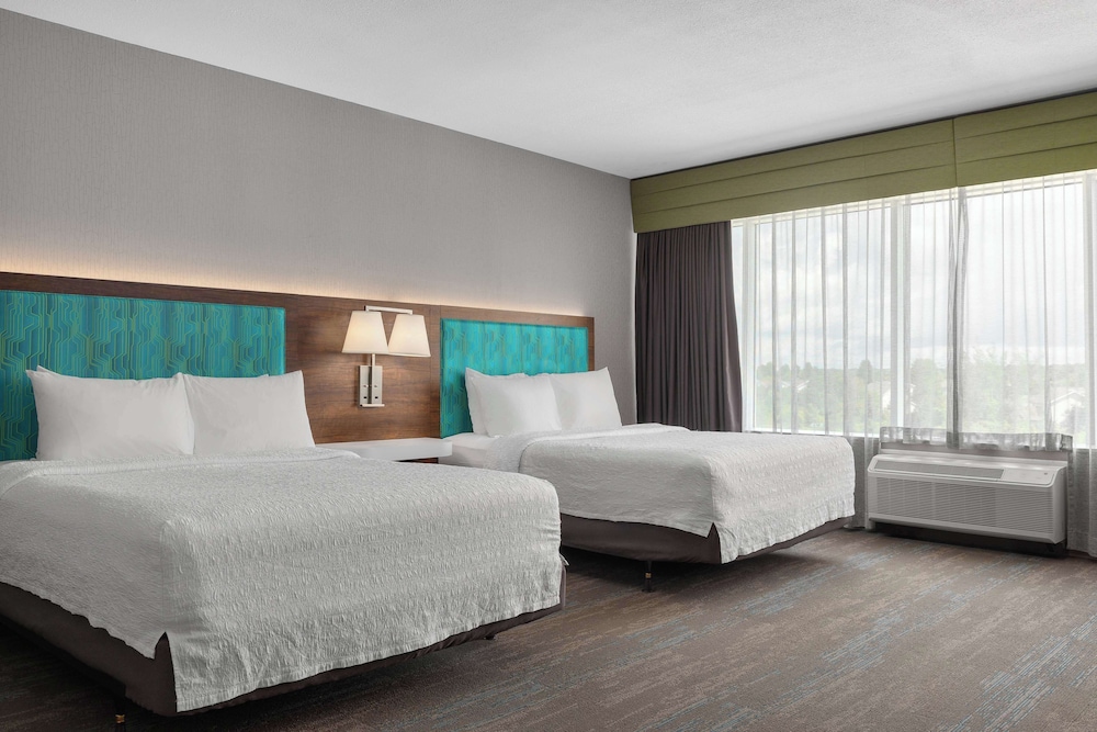 Room, 2 Queen Beds, Accessible, Non Smoking (Hearing Accessible) - Photo 4