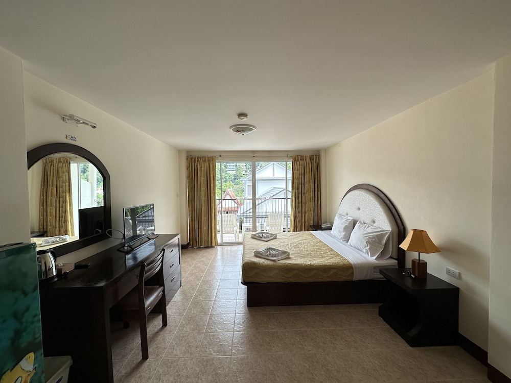 Deluxe Double Room - Photo 1