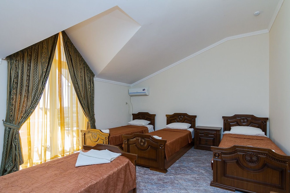 Standard Quadruple Room photo 3