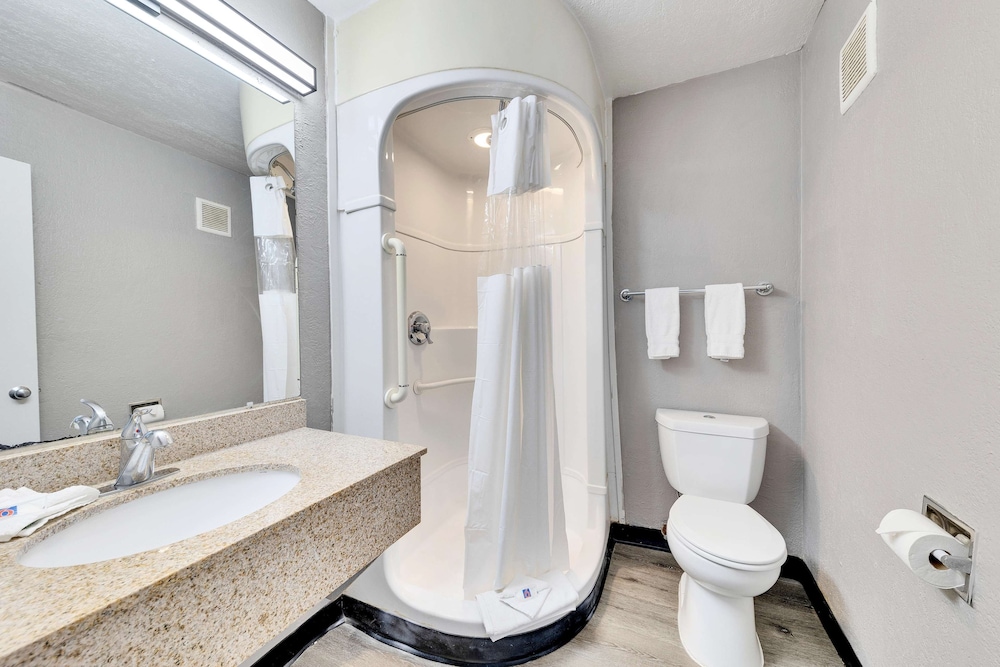 Motel 6 Austin, TX - Airport - South, Photo 4