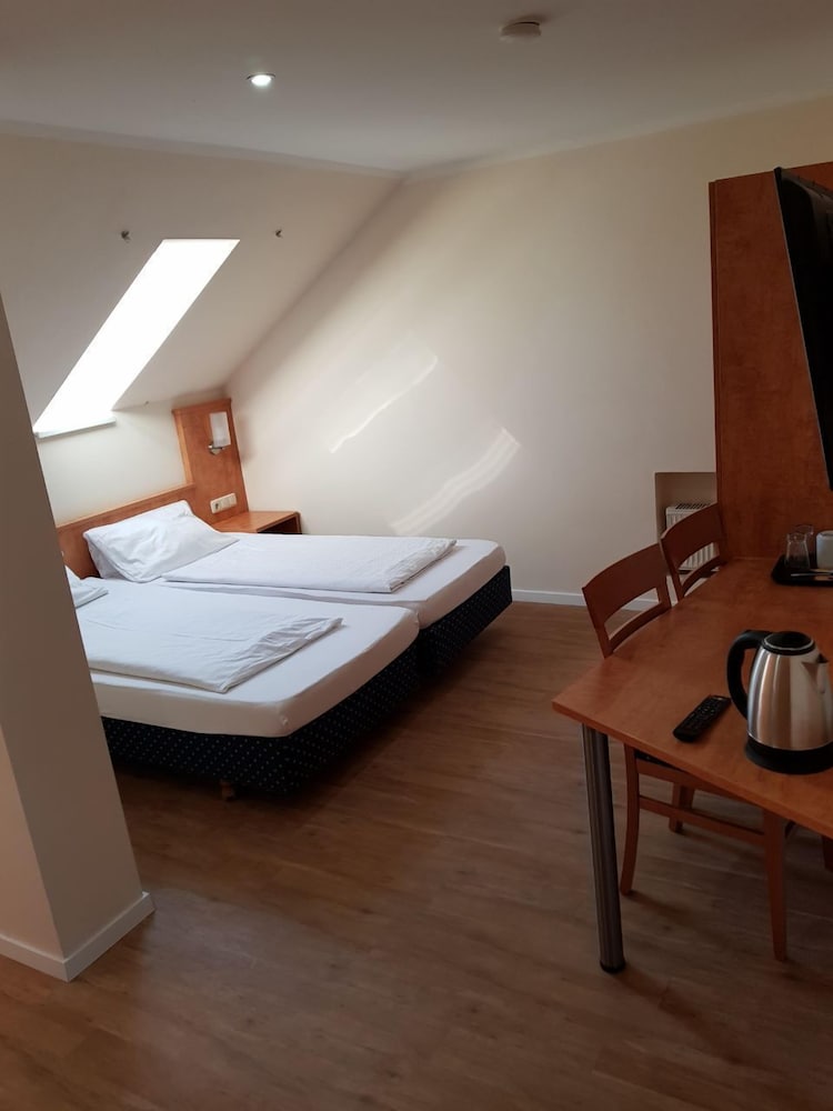 Twin Room photo 2