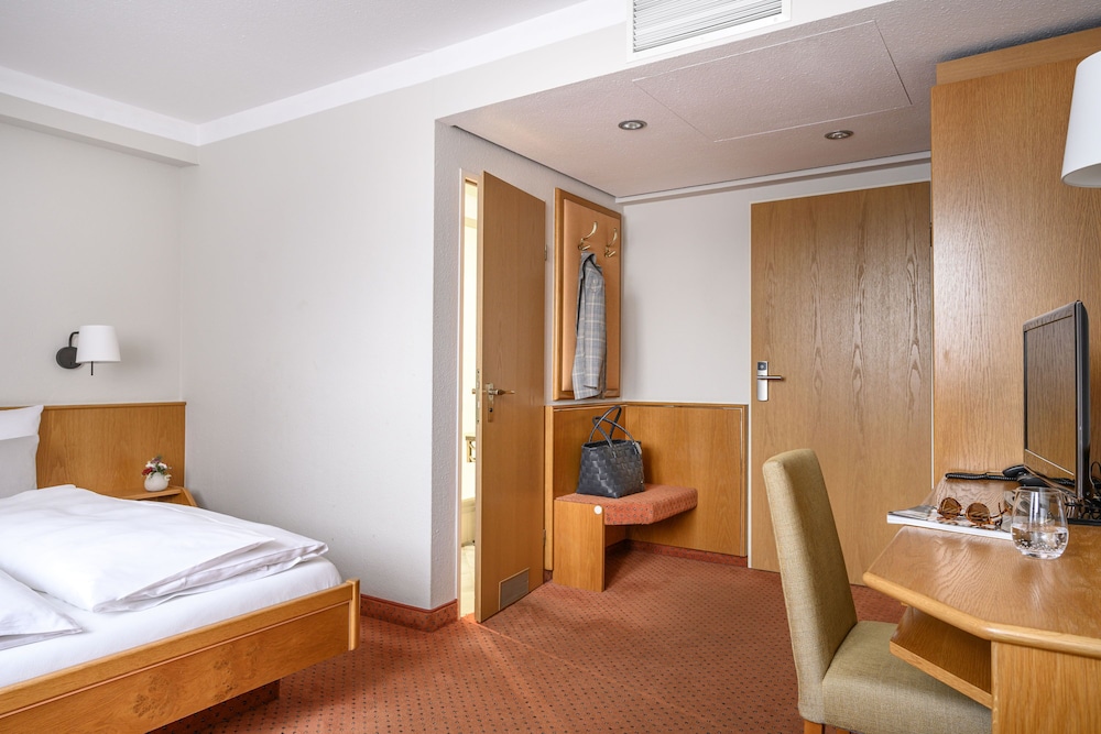 Double Room (small) - Photo 5