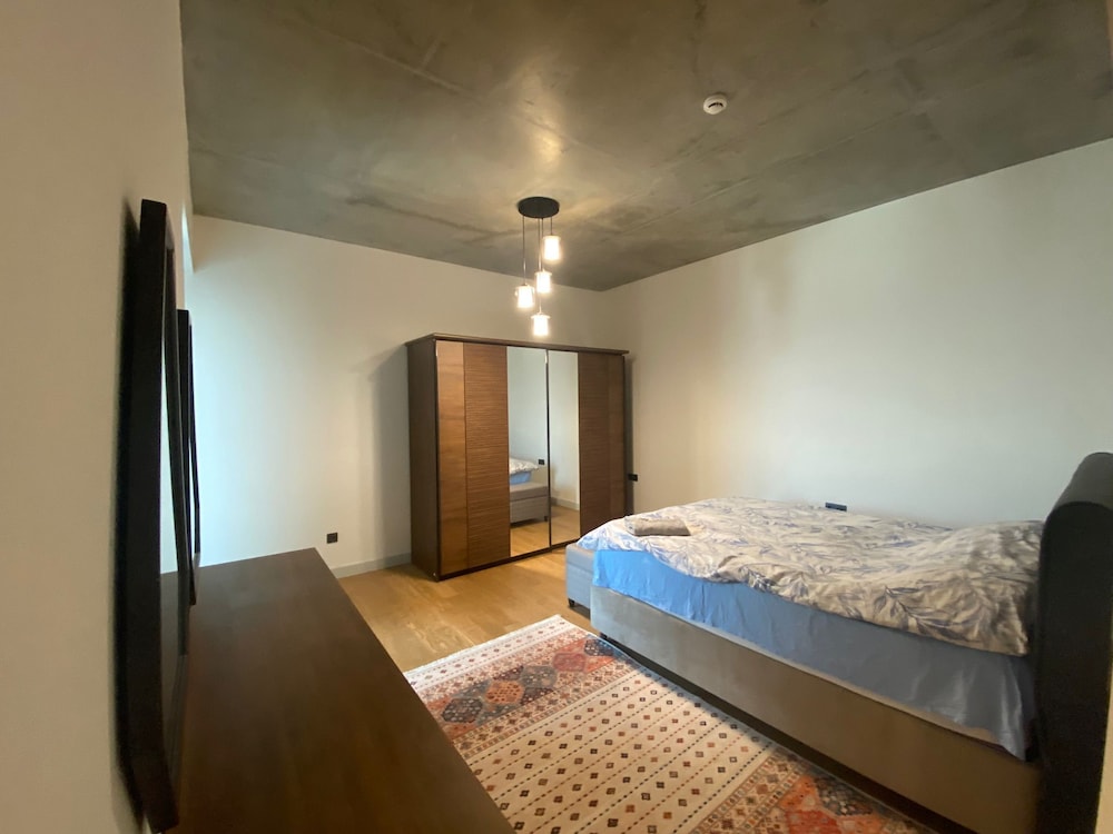 Deluxe Apartment photo 2