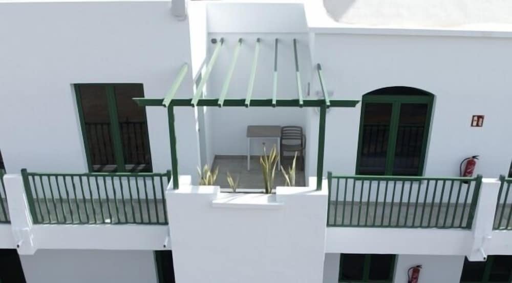 Standard Triple Room (2 adults and 1 child)