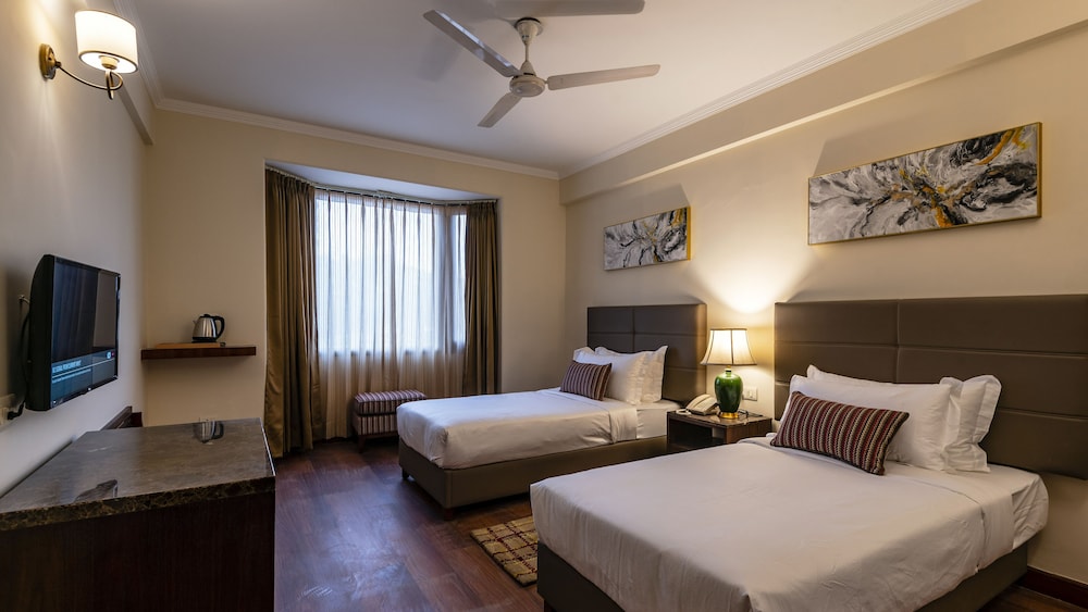 Deluxe Twin Room photo 3