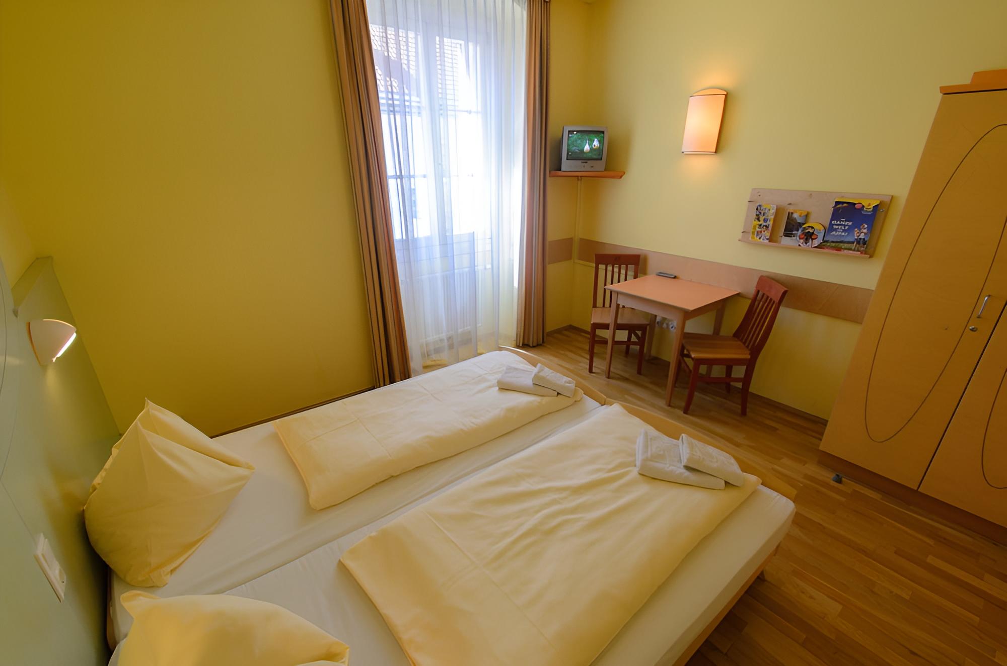 Single Room photo 1