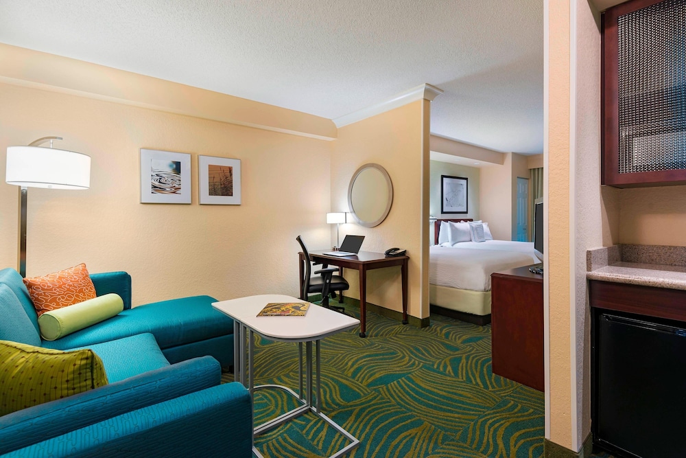 Suite, Multiple Beds - Photo 1