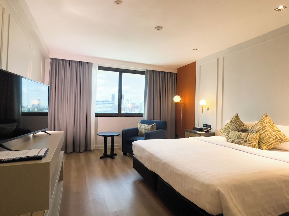 Deluxe Double Room, City View photo 3