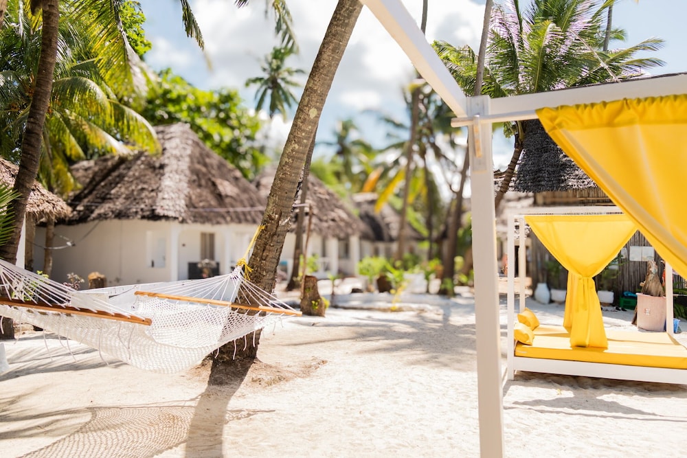 Traditional Double Room, Garden View, Beachside