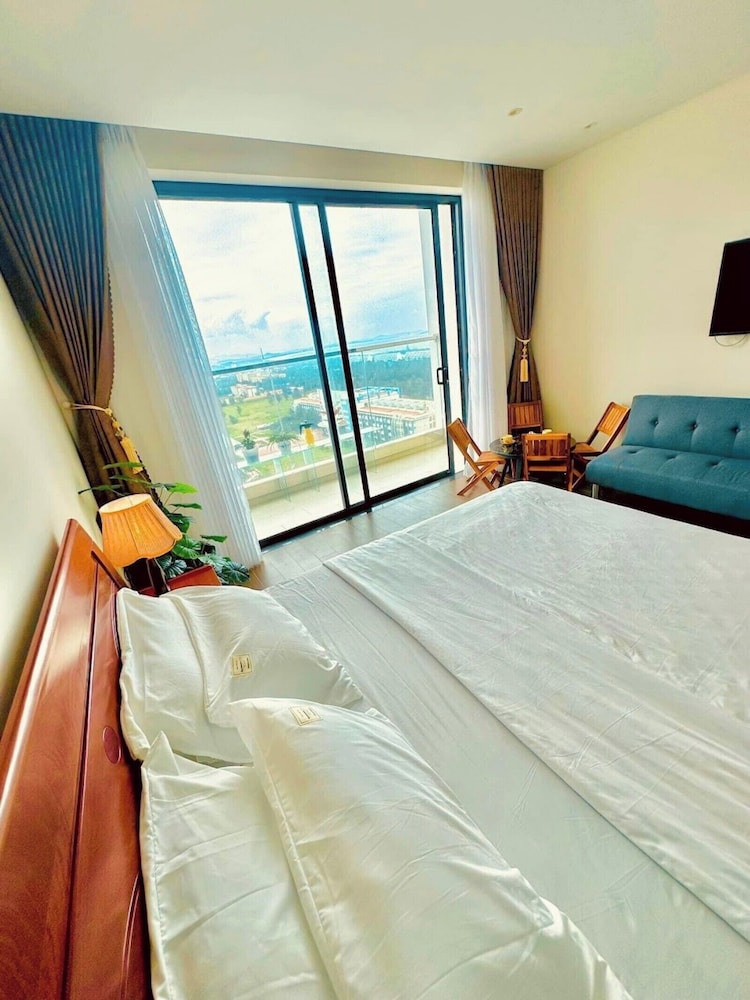 Premium Double Room, Balcony, Ocean View photo 2