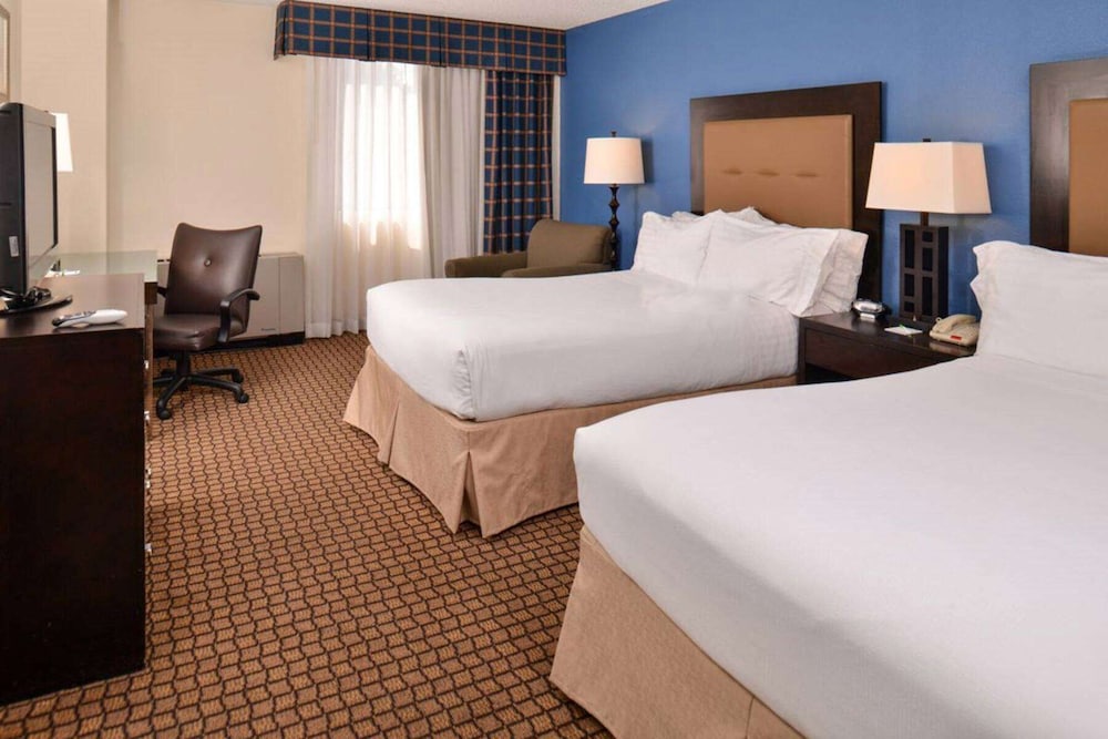 Room, 2 Queen Beds, Non Smoking photo 1