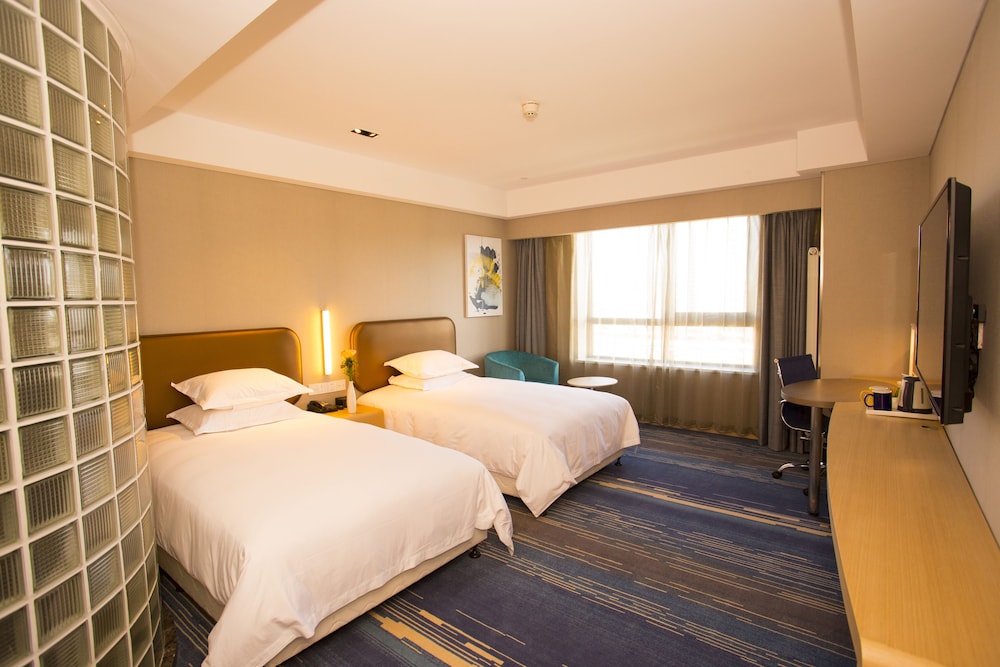 Standard Room, 2 Twin Beds photo 2