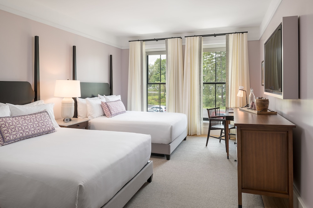 Room, 2 Queen Beds photo 1