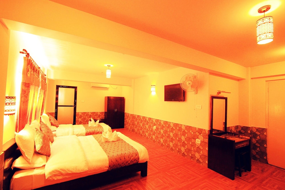 Deluxe Double or Twin Room, Accessible, Mountain View photo 3