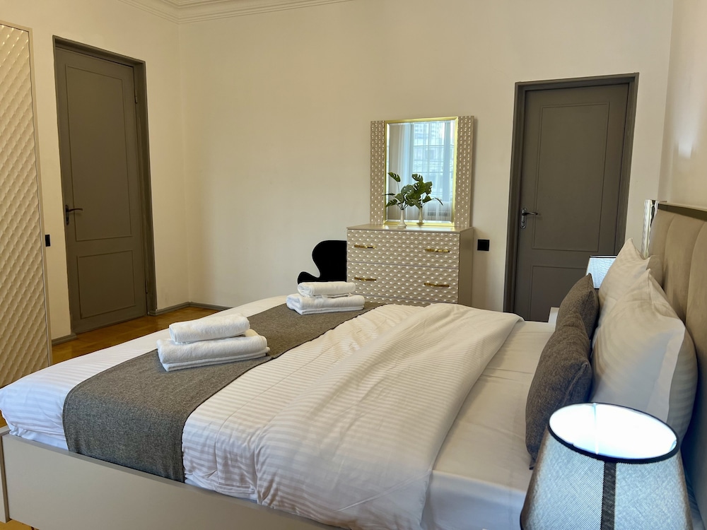 Deluxe Double Room photo 3