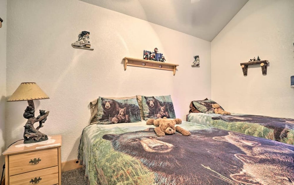 Cabin, 2 Bedrooms photo 1