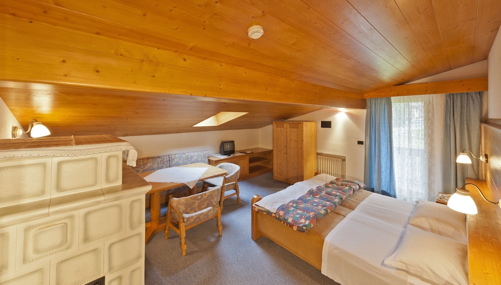 Triple Room photo 2
