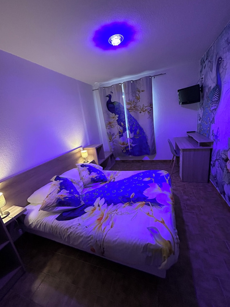 Superior Room, Garden View